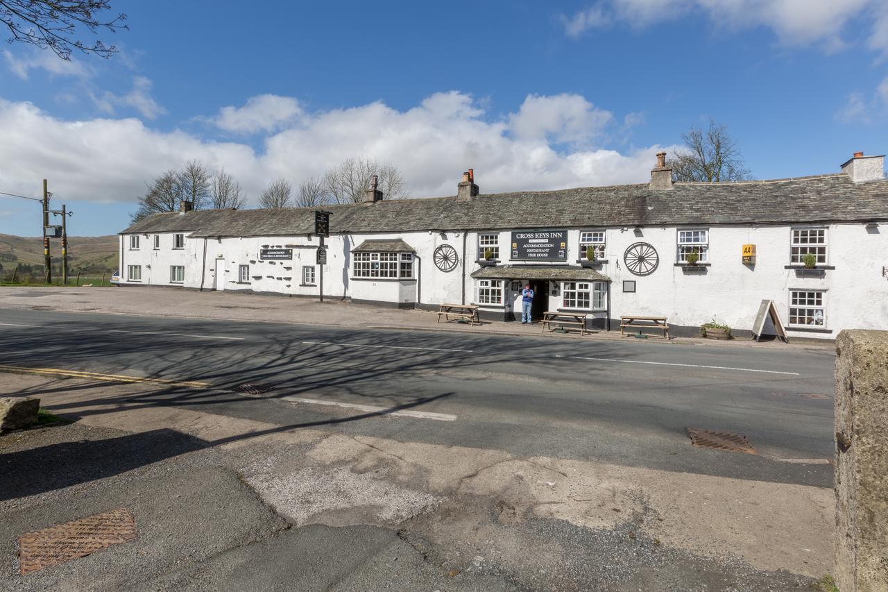 The Cross Keys Inn Tebay  Εξωτερικό φωτογραφία